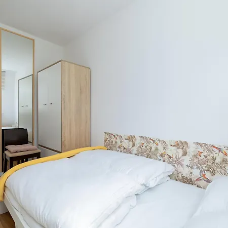 Grazyny Modern By Bookinghost Apartmán